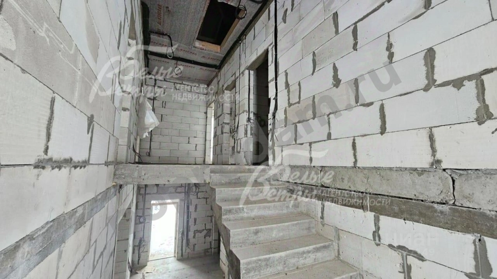 Дом в Москва Краснопахорское поселение, пос. Подсобного хозяйства Минзаг, ул. Каштановая, 9с1 (220 кв.м)