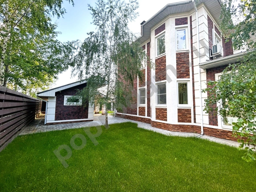 Дом в Москва Краснопахорское поселение, д. Шарапово, Усадьба Шарапово кп,  (250 кв.м)