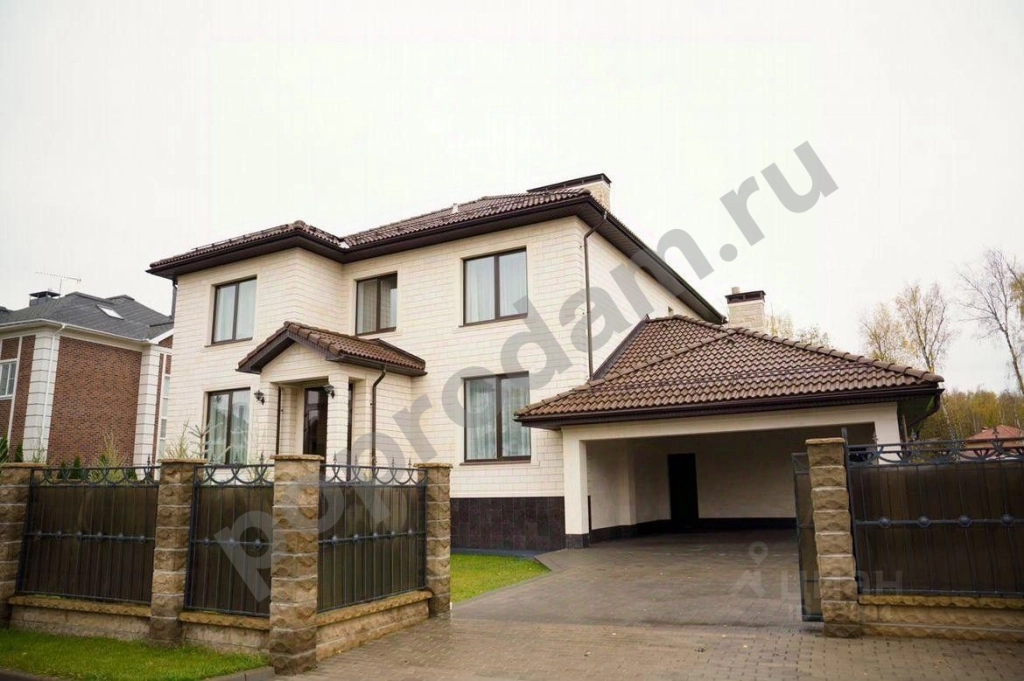 Дом в Москва Краснопахорское поселение, д. Софьино, ул. Луговая, 67 (453 кв.м)