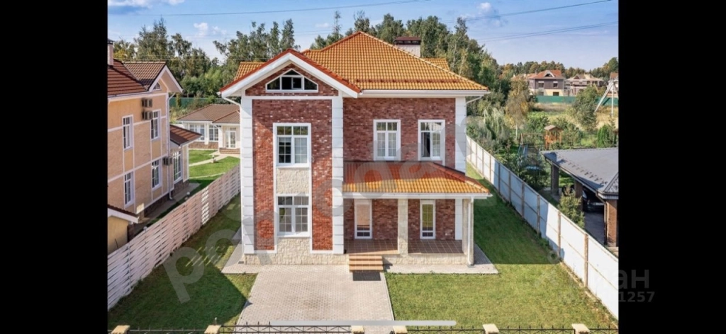 Дом в Москва Краснопахорское поселение, д. Софьино, ул. Березовая, 36 (310 кв.м)