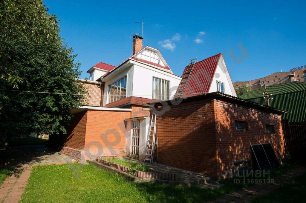 Дом в Москва Воскресенское поселение, д. Ямонтово, 111 (270 кв.м)