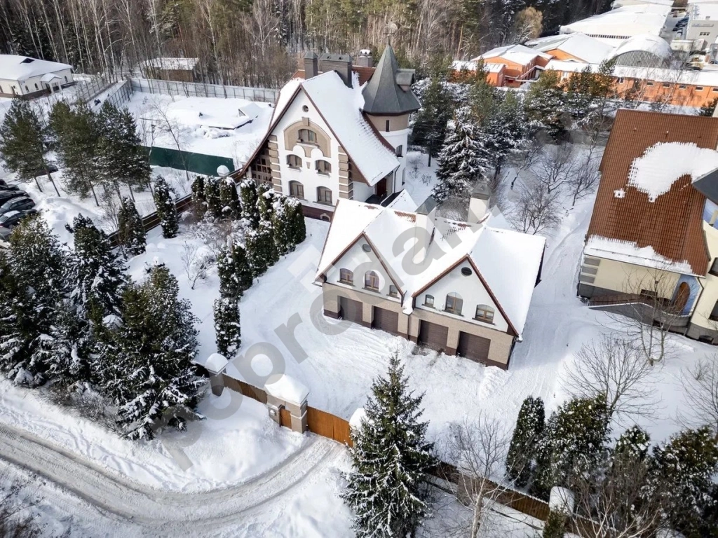 Дом в Москва Воскресенская ул., 1АС1 (748 кв.м)