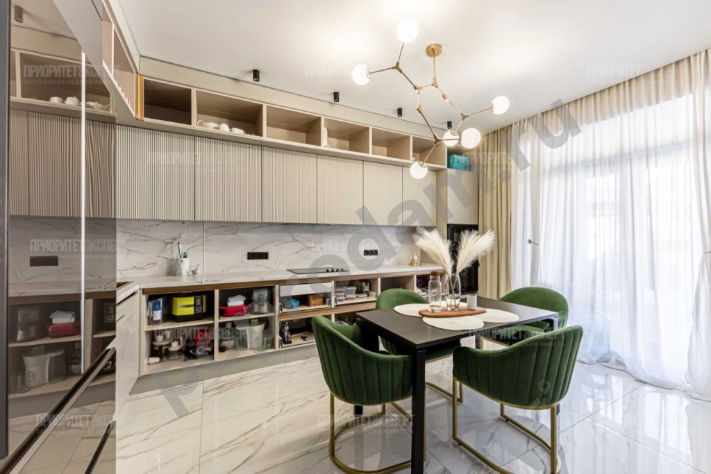 Дом в Москва Вороновское поселение, с. Никольское,  (200 кв.м)