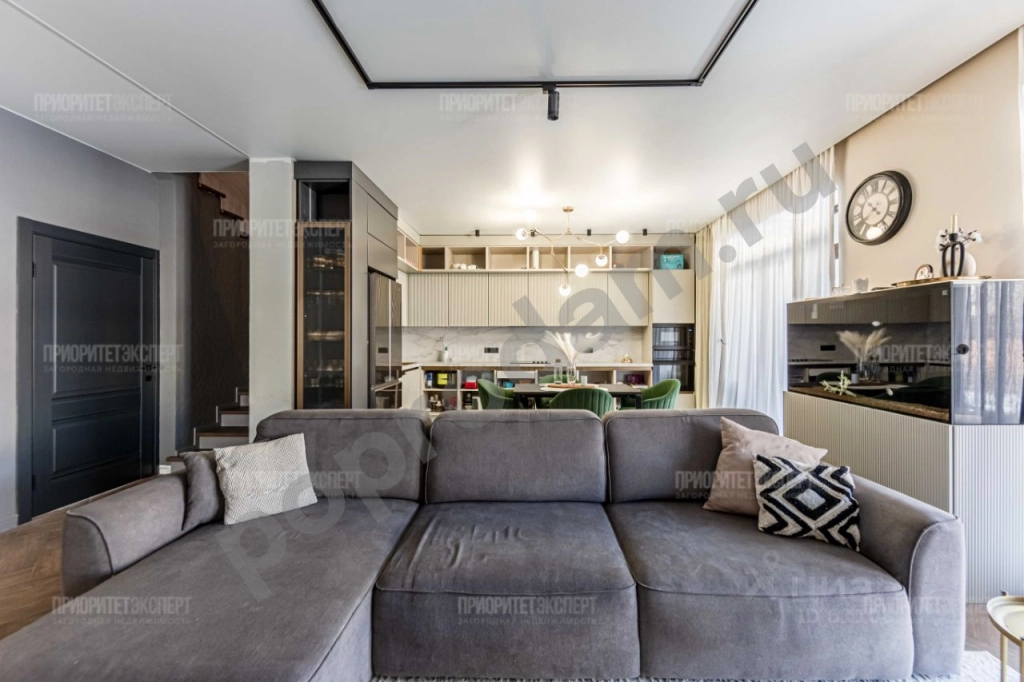 Дом в Москва Вороновское поселение, с. Никольское,  (200 кв.м)