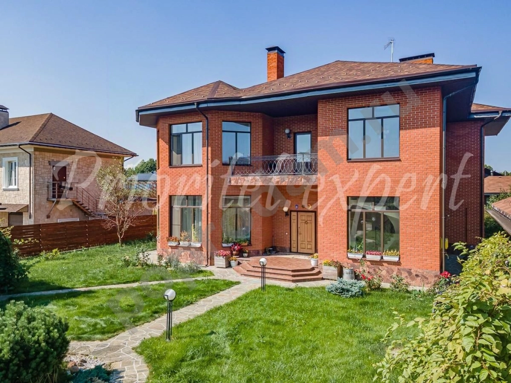 Дом в Москва Вороновское поселение, Никольские Озера кп, ул. Луговая (280 кв.м)