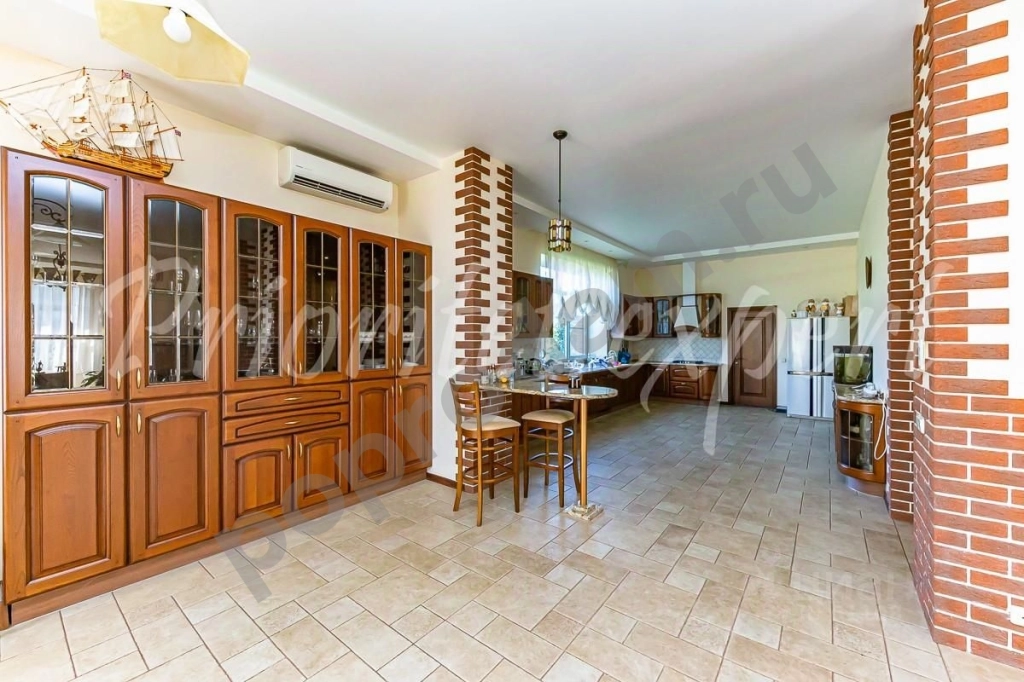 Дом в Москва Вороновское поселение, Никольские Озера кп, ул. Луговая (280 кв.м)