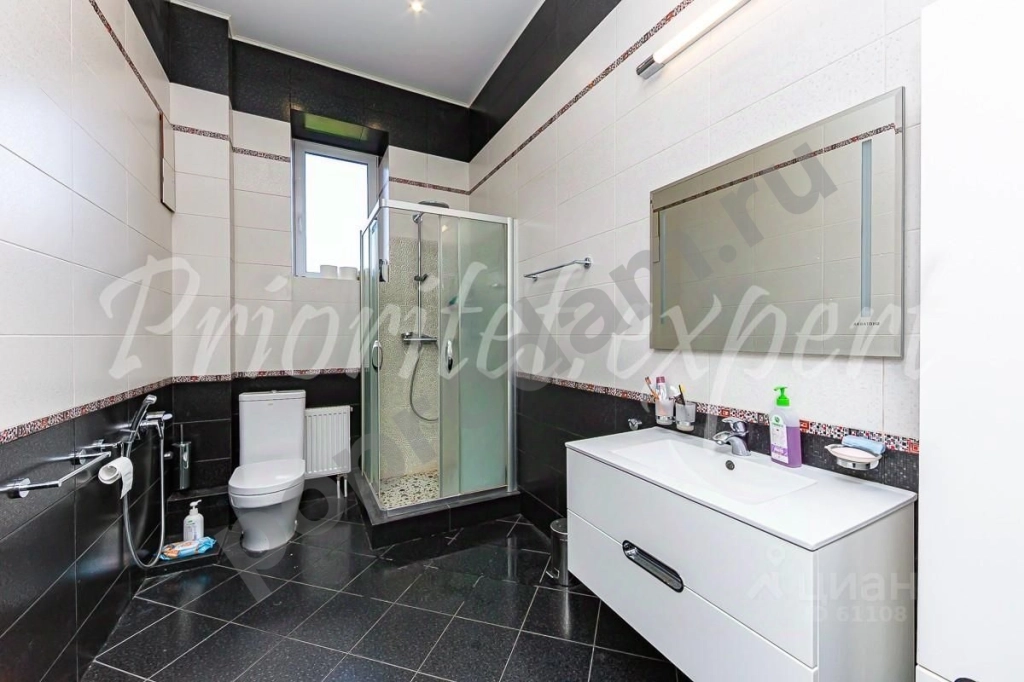 Дом в Москва Вороновское поселение, Никольские Озера кп, ул. Луговая (280 кв.м)