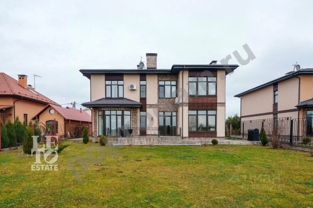 Дом в Москва Вороновское поселение, д. Рыжово, 70 (260 кв.м)