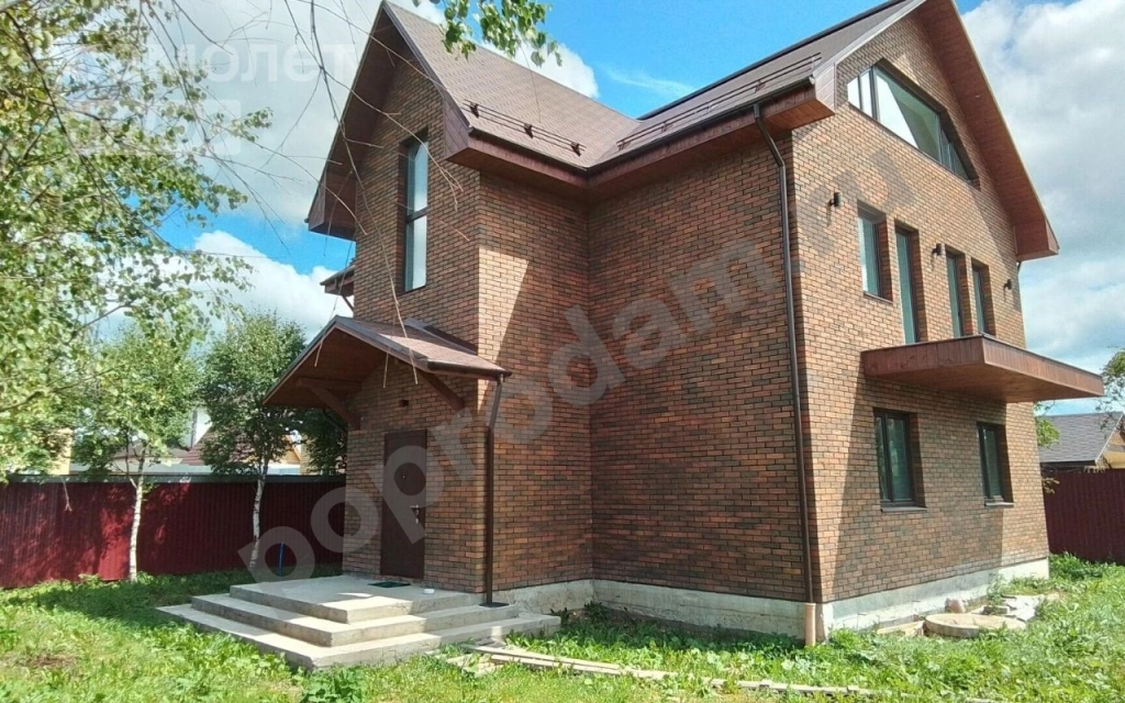 Дом в Москва Вороновское поселение, д. Безобразово, ул. Центральная, 49 (250 кв.м)