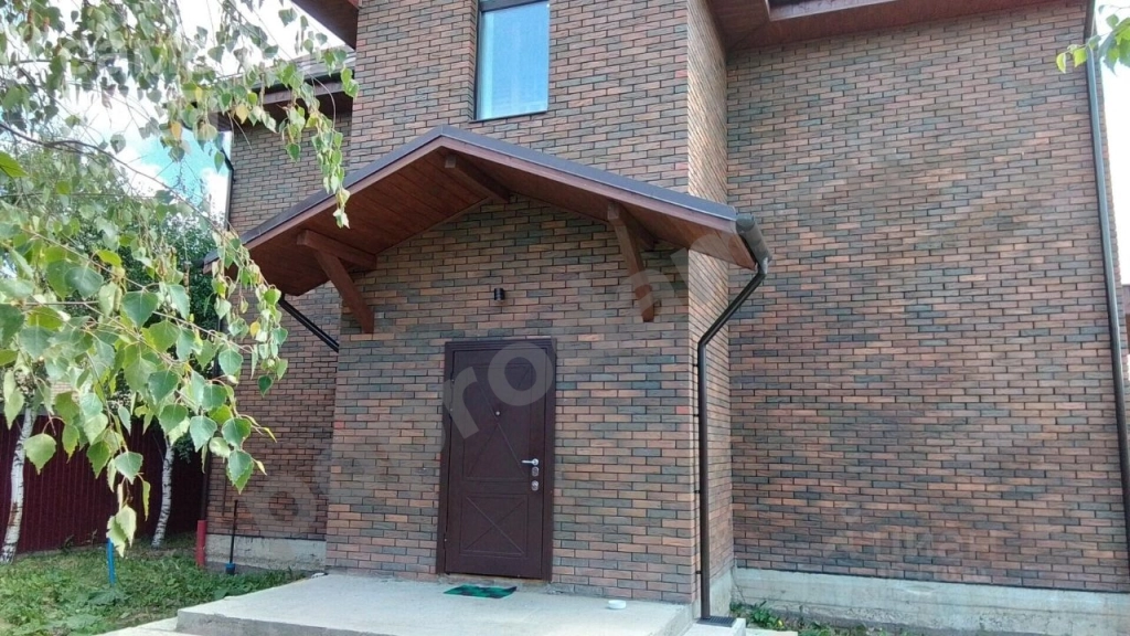 Дом в Москва Вороновское поселение, д. Безобразово, ул. Центральная, 49 (250 кв.м)