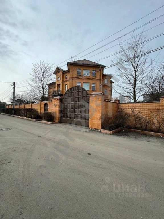 Дом в Москва Внуковское поселение, д. Рассказовка, ул. 2-я Боровская, 2А (771 кв.м)