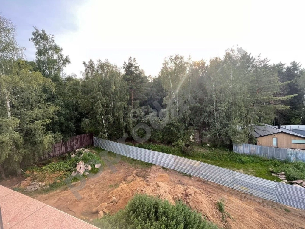 Дом в Москва Внуковское поселение, д. Изварино, ул. Ильинская, 40 (925 кв.м)