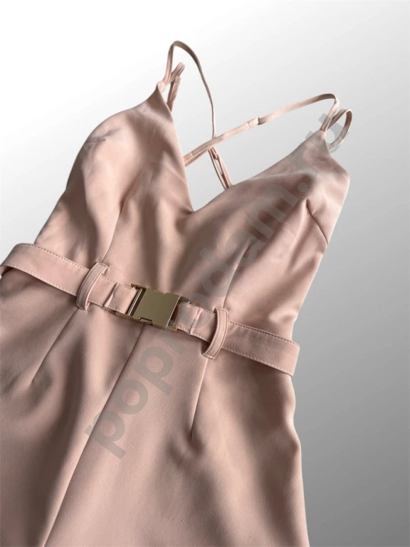 Женский летний комбинезон в персиковом цвете