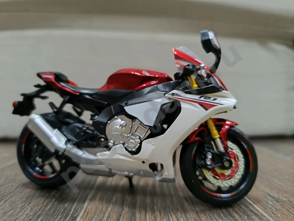 Модель мотоцикла ямаха 1:12 Yamaha r1