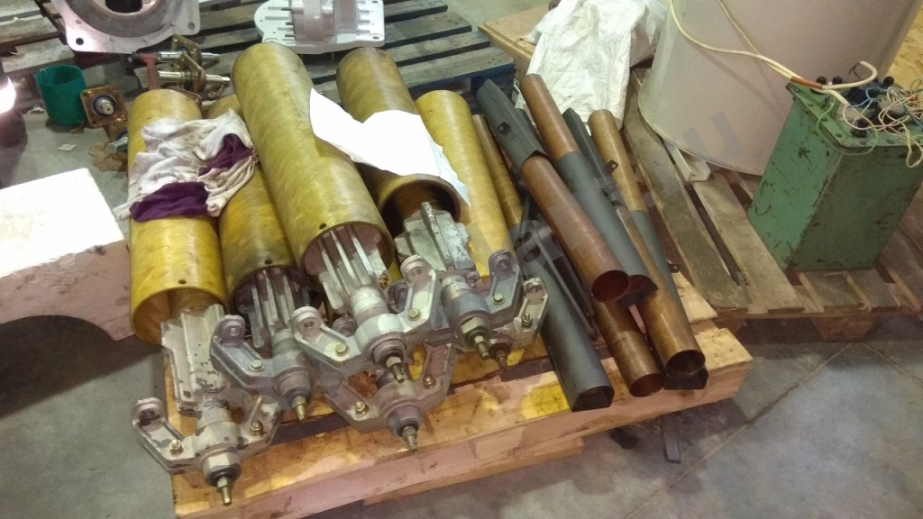 Выключатель масляный ВМТ-110 (ВМТ-110Б-25-1250, ВМТ-110Б-40-2000)