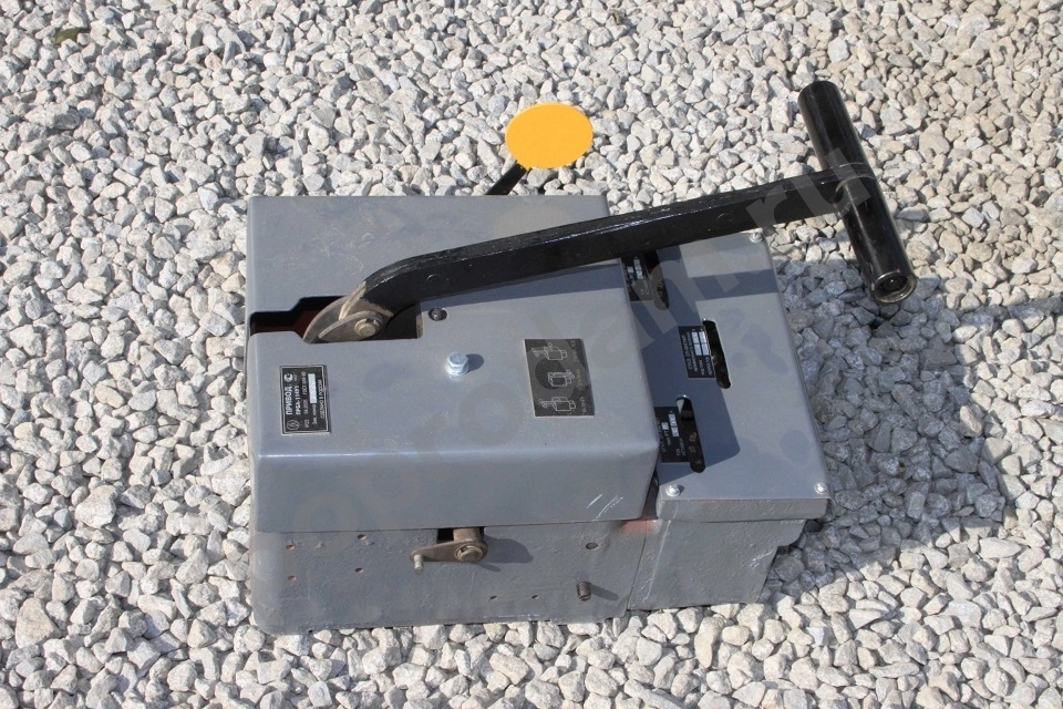 Привод выключателя (ПРБА-114, -224, ПП-67, ППО-10, ШПЭ-44, ПЭ-11, ППрК-1800,)