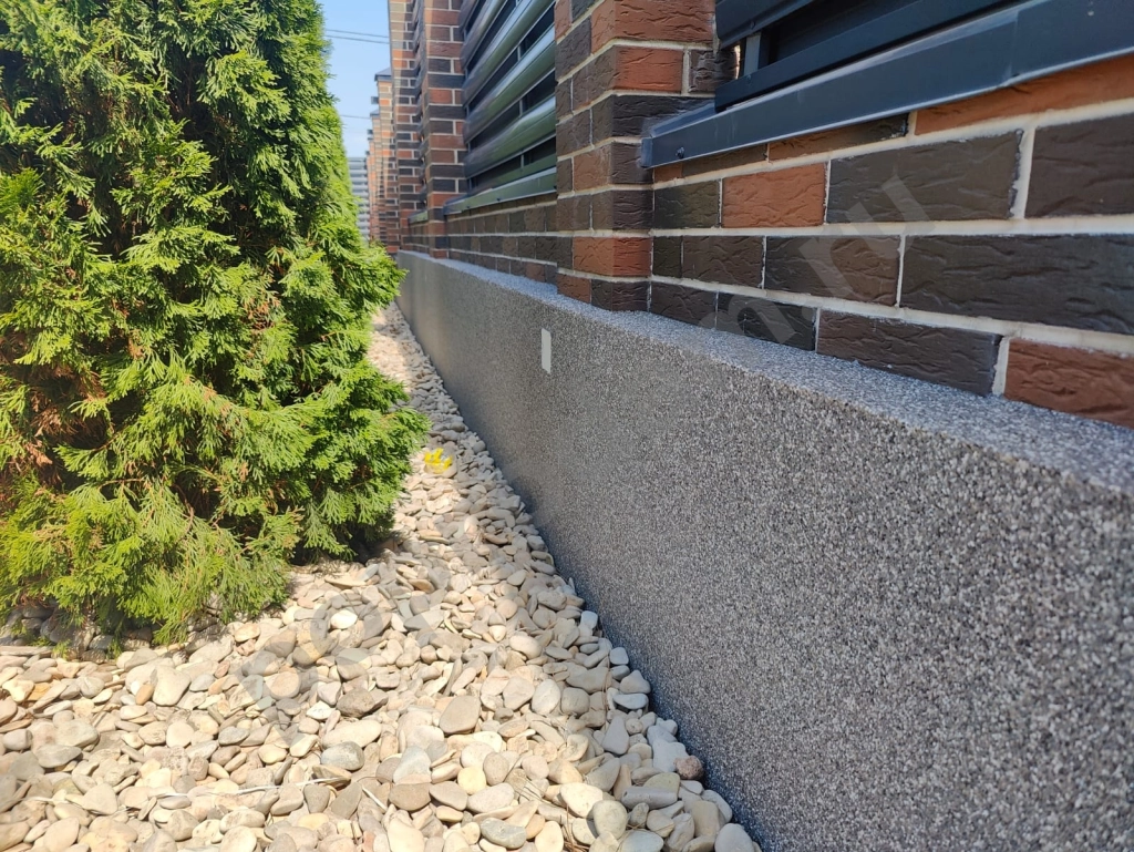 Ремонт и отделка цоколя забора декоративной штукатуркой – Ростов-на-Дону