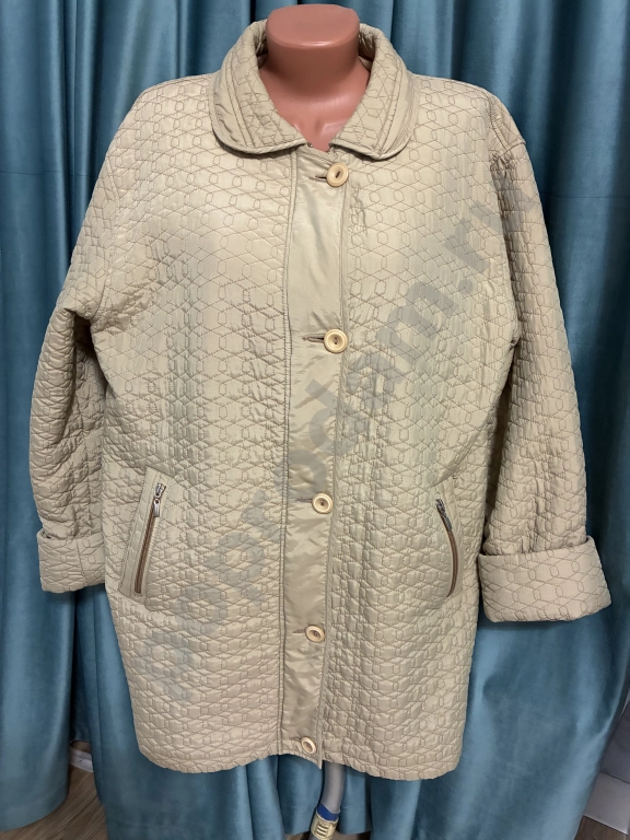 Куртка демисезонная женская 52 54 стеганая