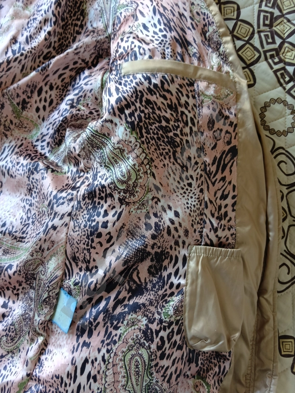 Пуховик женский 50/52 размер