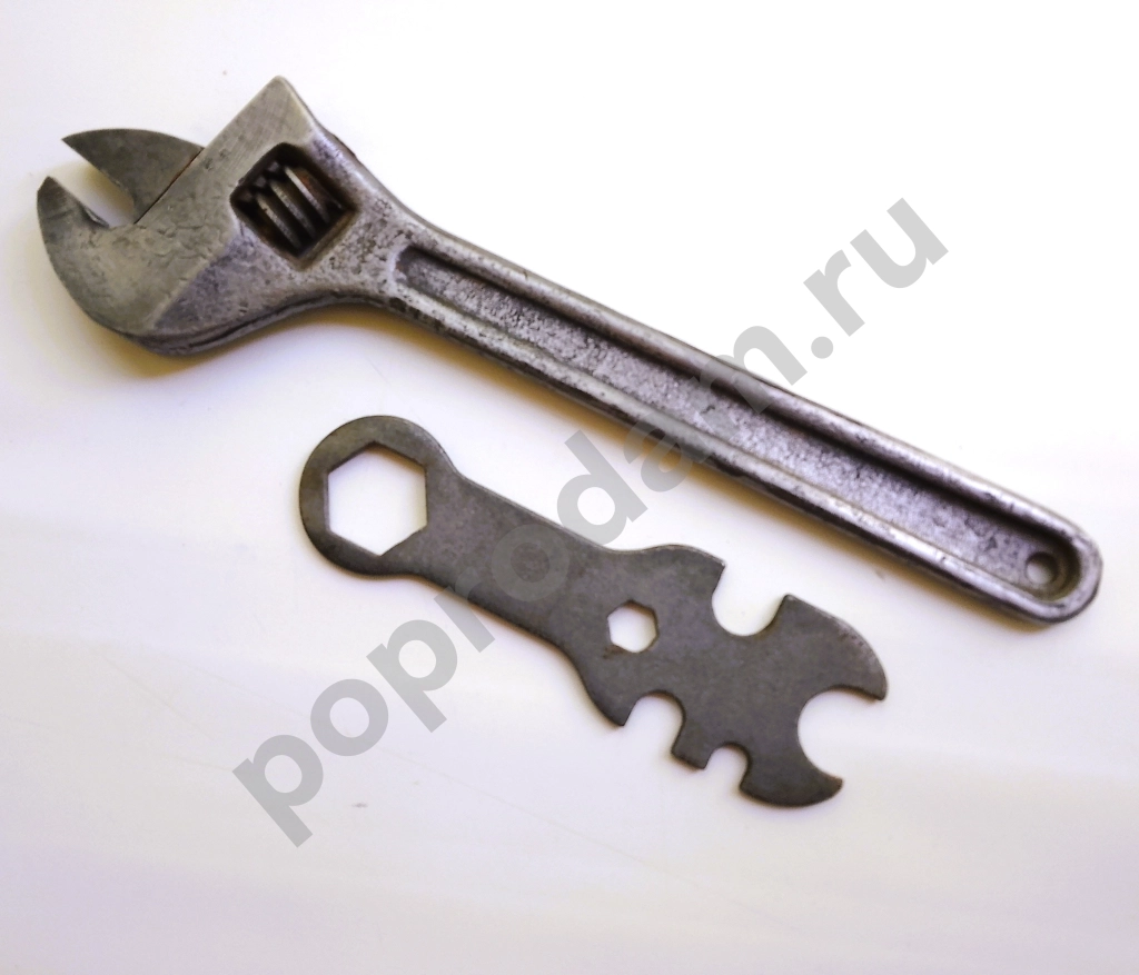 Разводной ключ на 30. СССР
