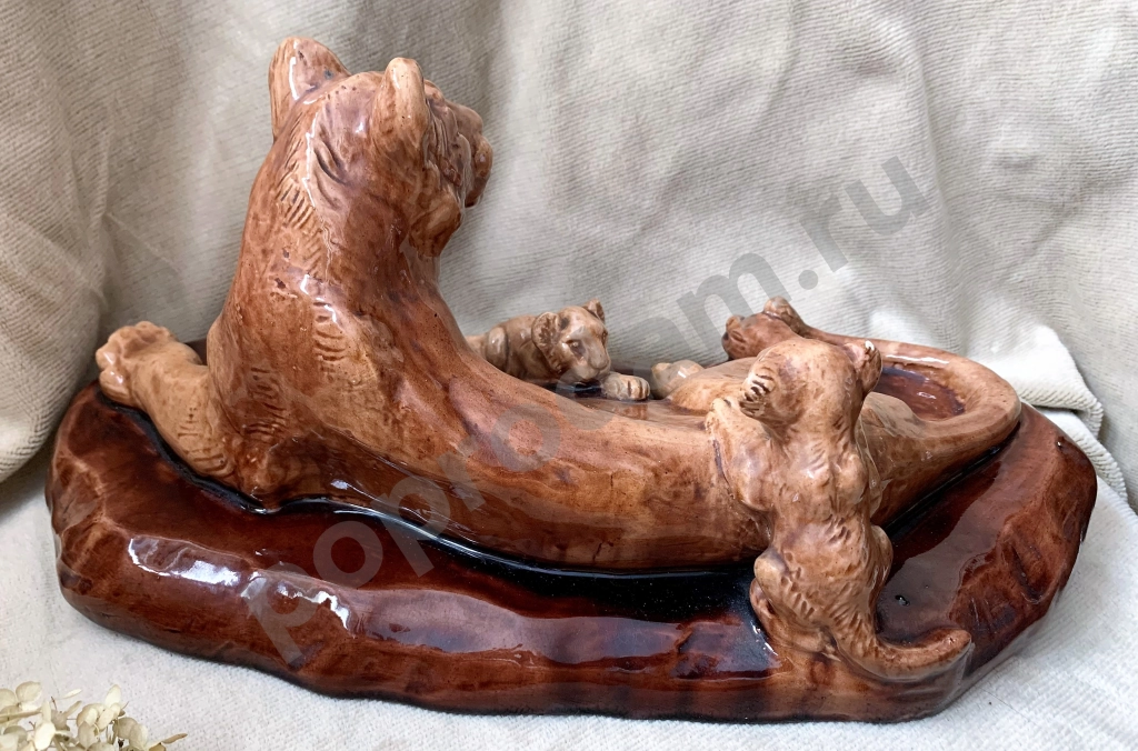 Львица и львята статуэтка Гжель