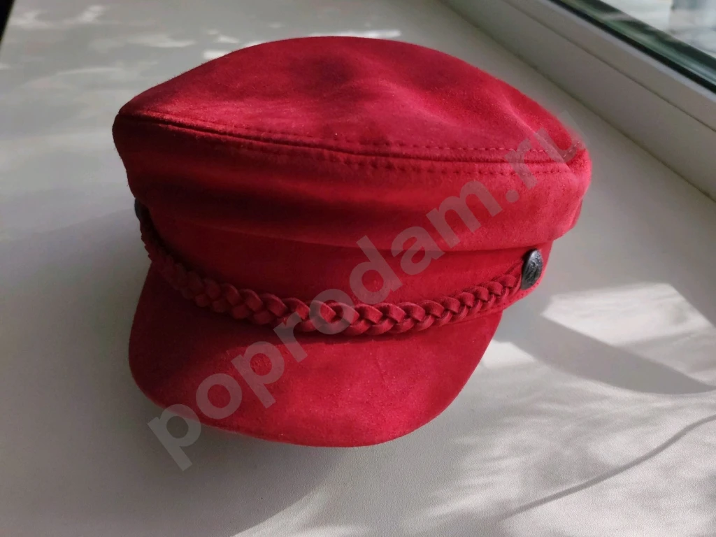 Кепи женское из замши