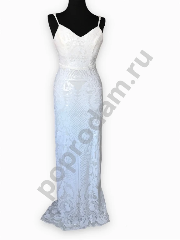 Нарядное белое блестящее платье в пол