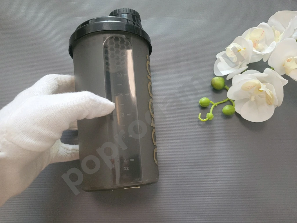 Шейкер спортивный Aptonia черный пластик 700мл