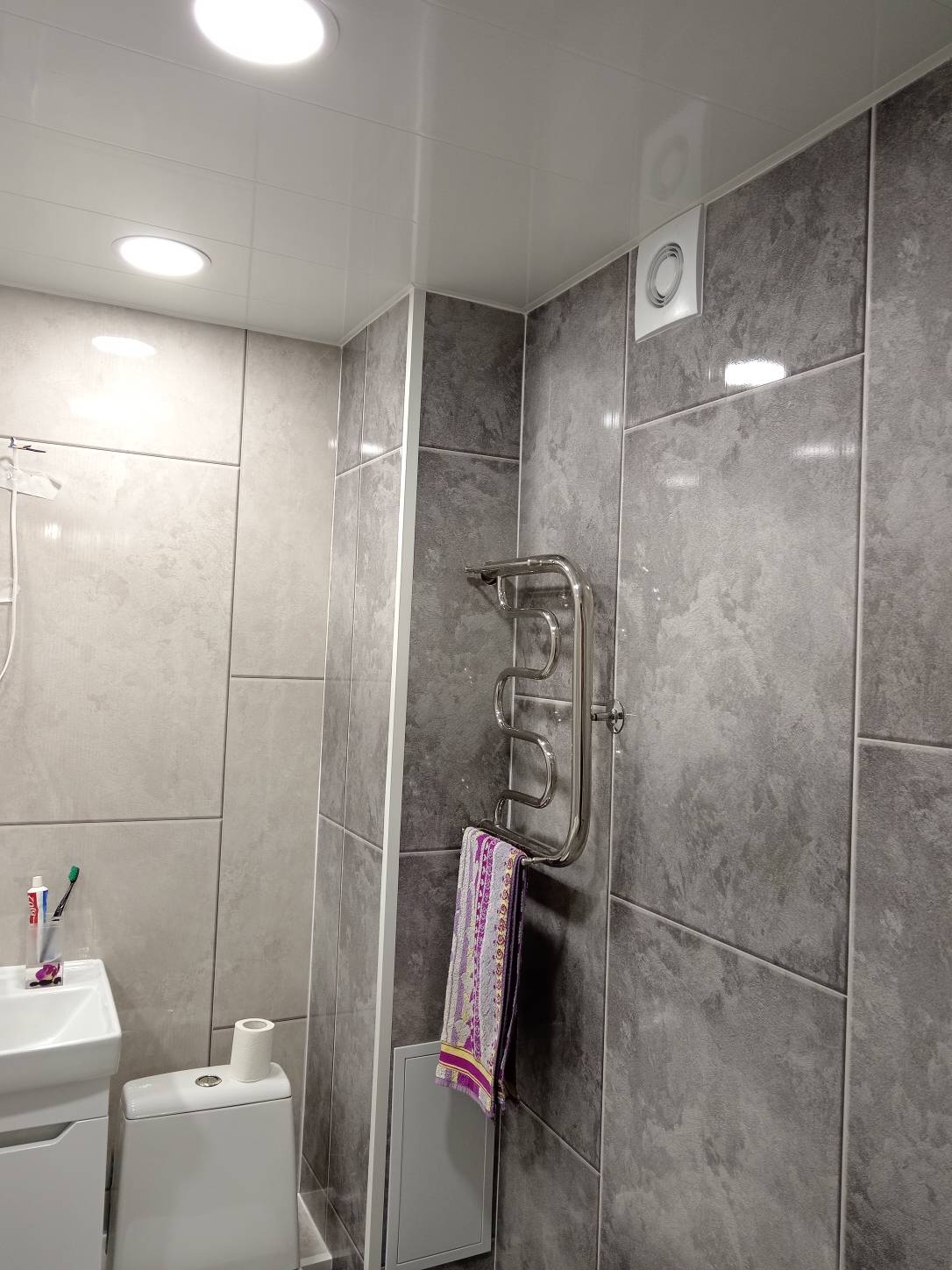 Ремонт ванных комнат, санузлов: Санузел панелями (вместе с материалом)