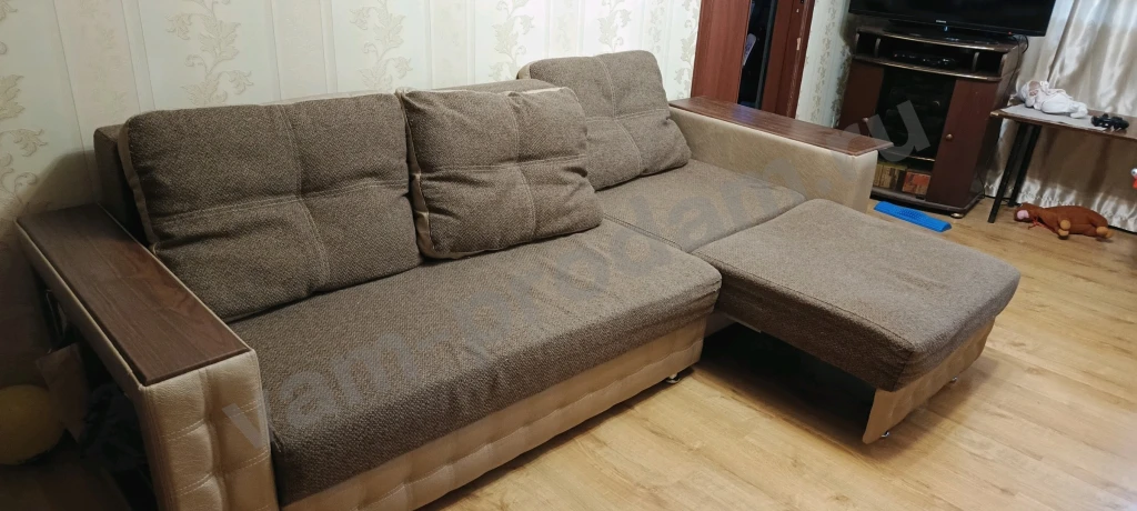 Диван прямой или угловой