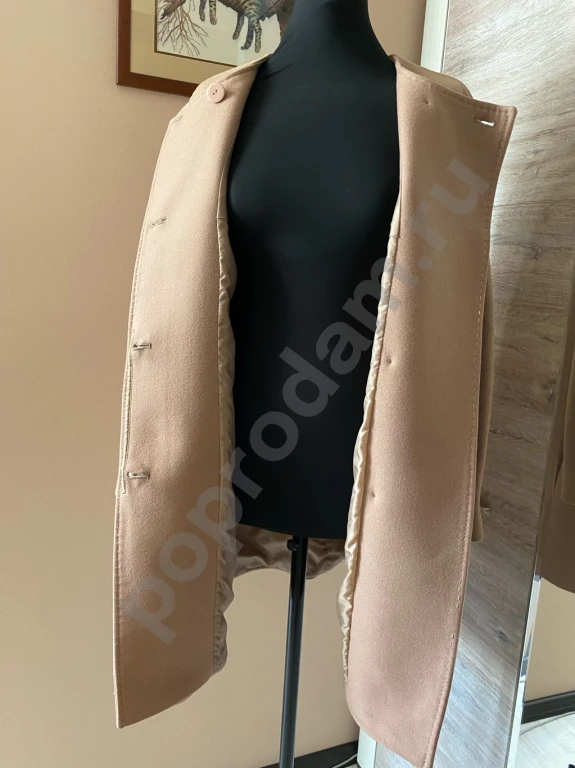 Пудровое пальто с круглым воротом 46-48