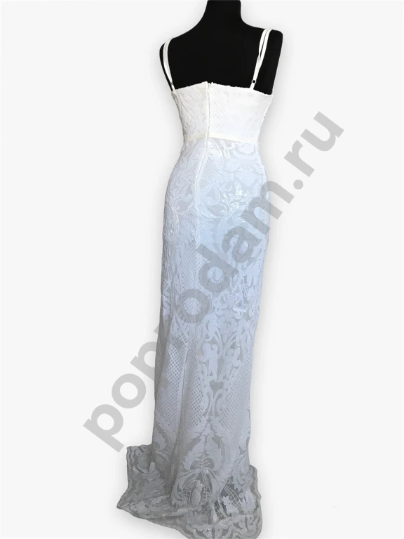 Нарядное белое блестящее платье в пол