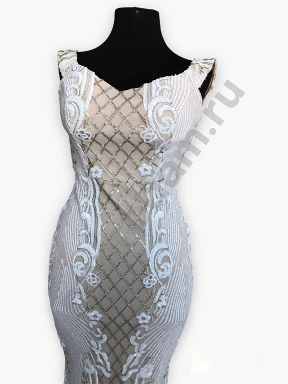 Нарядное очень красивое платье в пол с пайетками