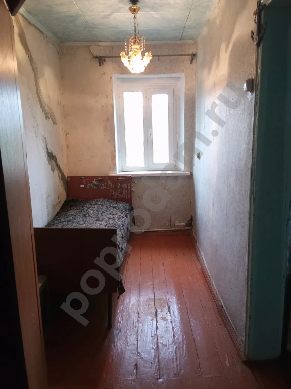 Дом 650 м² на участке 650 сот., Земля промназначения