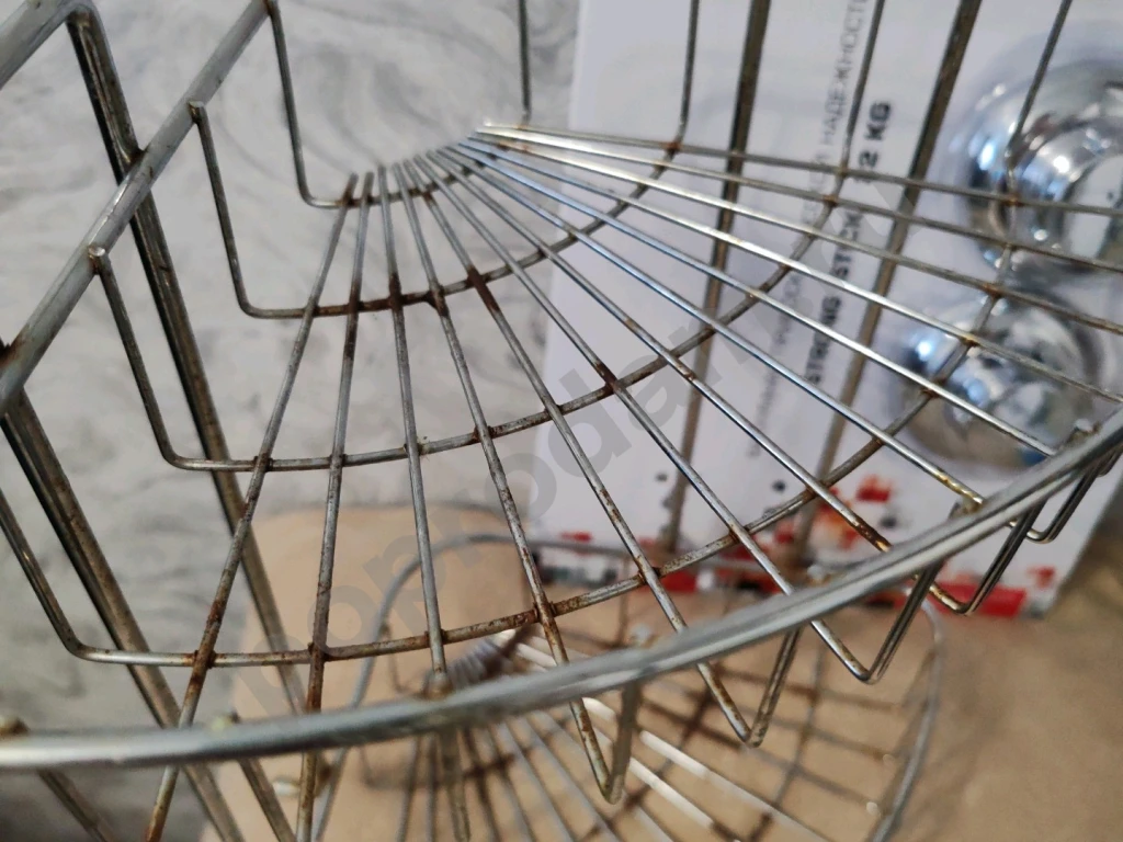 Угловая полка для ванной