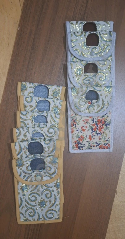 Подставка для зарядного устройства телефона