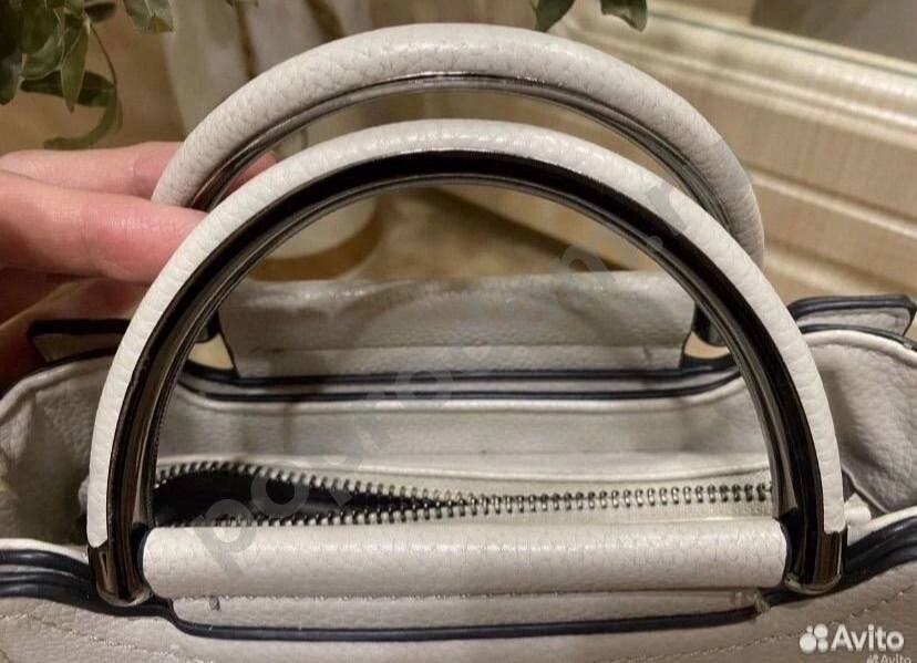 Серая сумка Zarina кросс-боди с круглыми ручками