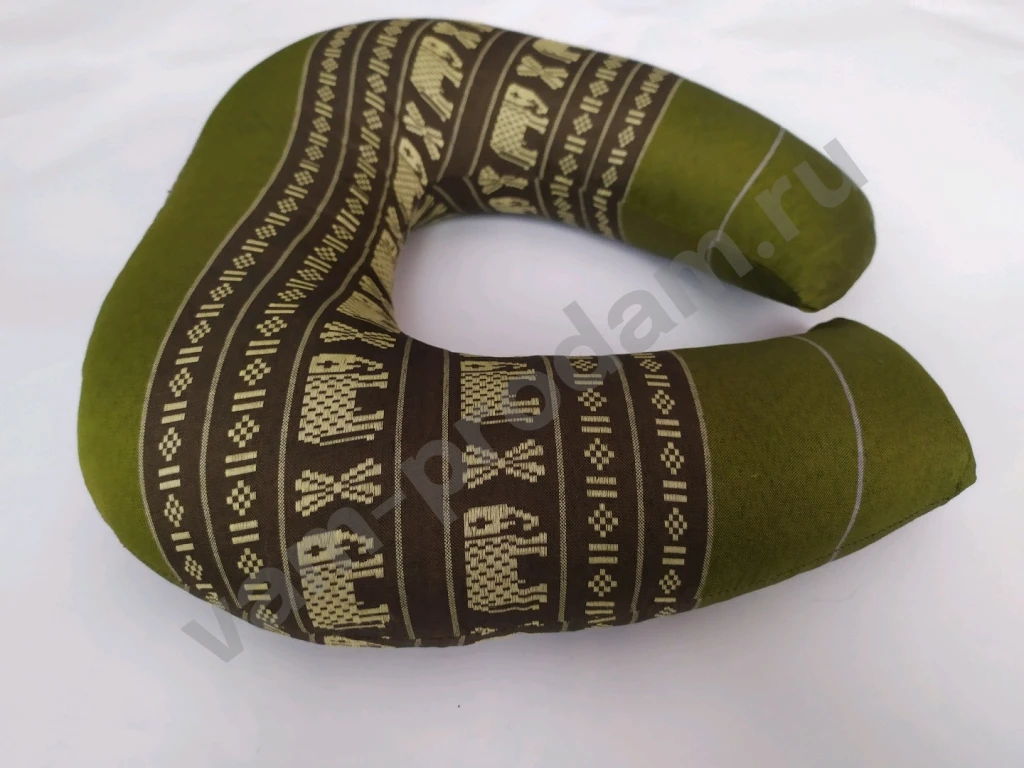 Подушка для шеи в самолетБ/у, состояние отличное.