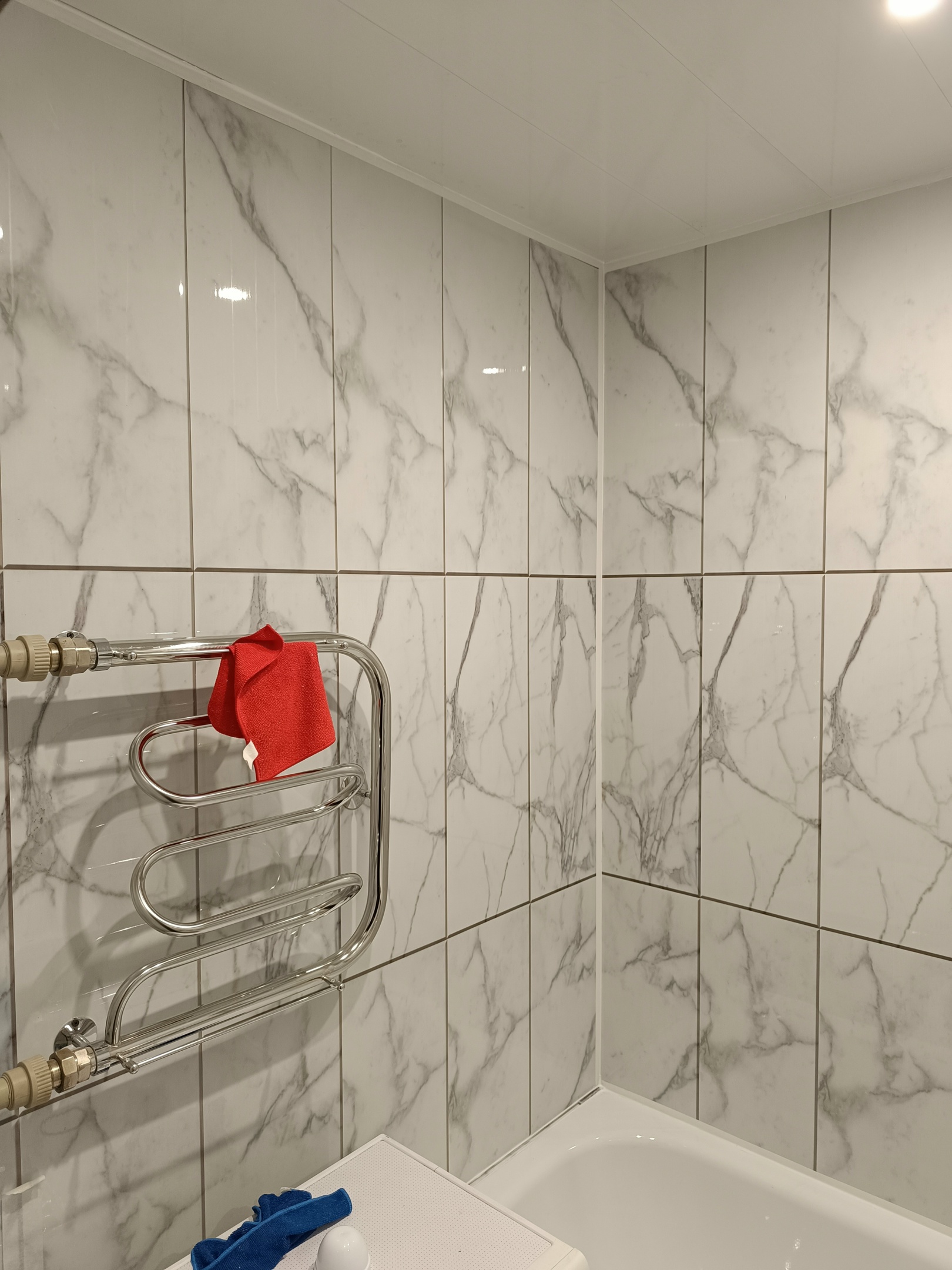 Ремонт ванных комнат, санузлов: Ванная панелями (вместе с материалом)