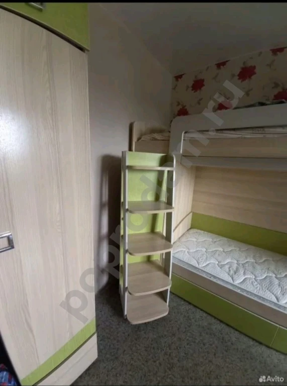 Двухъярусная кровать + шкаф+стол