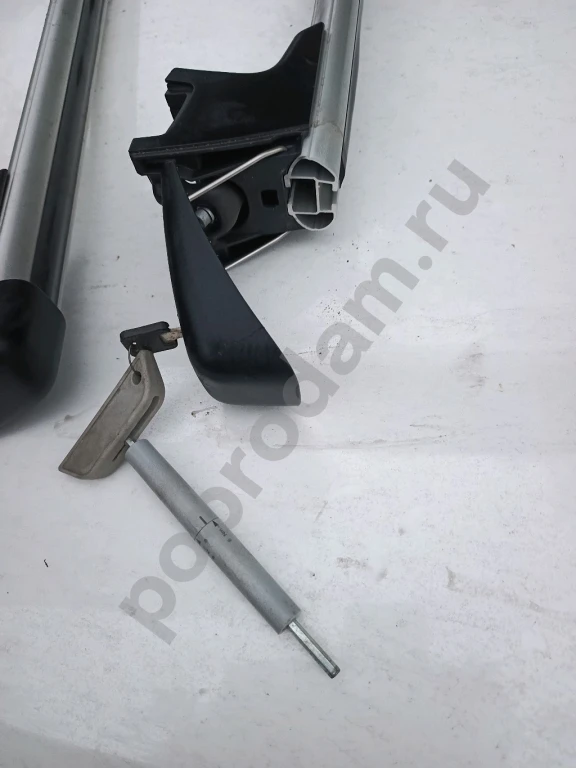 Рейлинги Дуги на багажник , поперечны штатные на крышу на опель оригинальные. Доставка