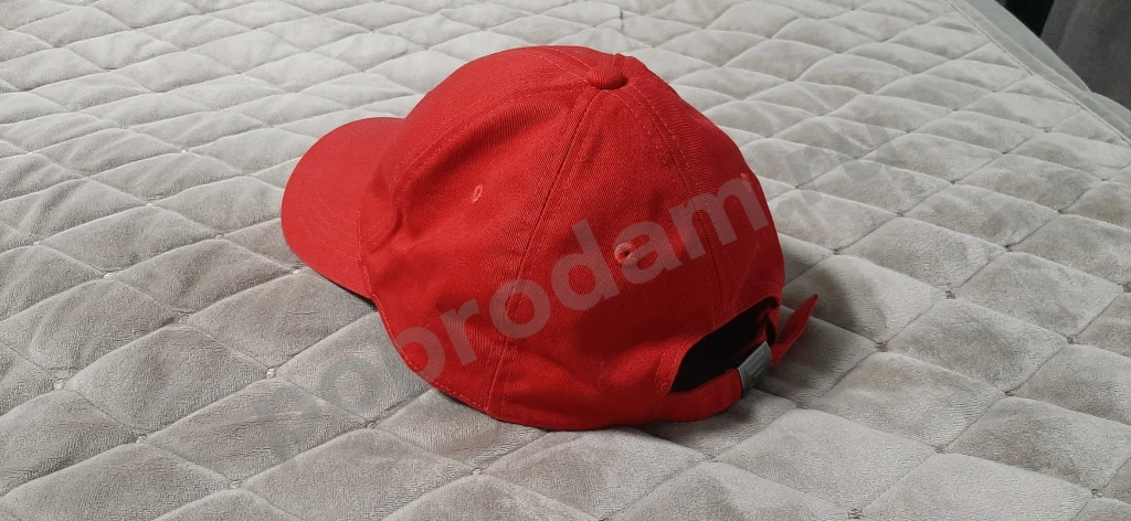 Бейсболки женские.