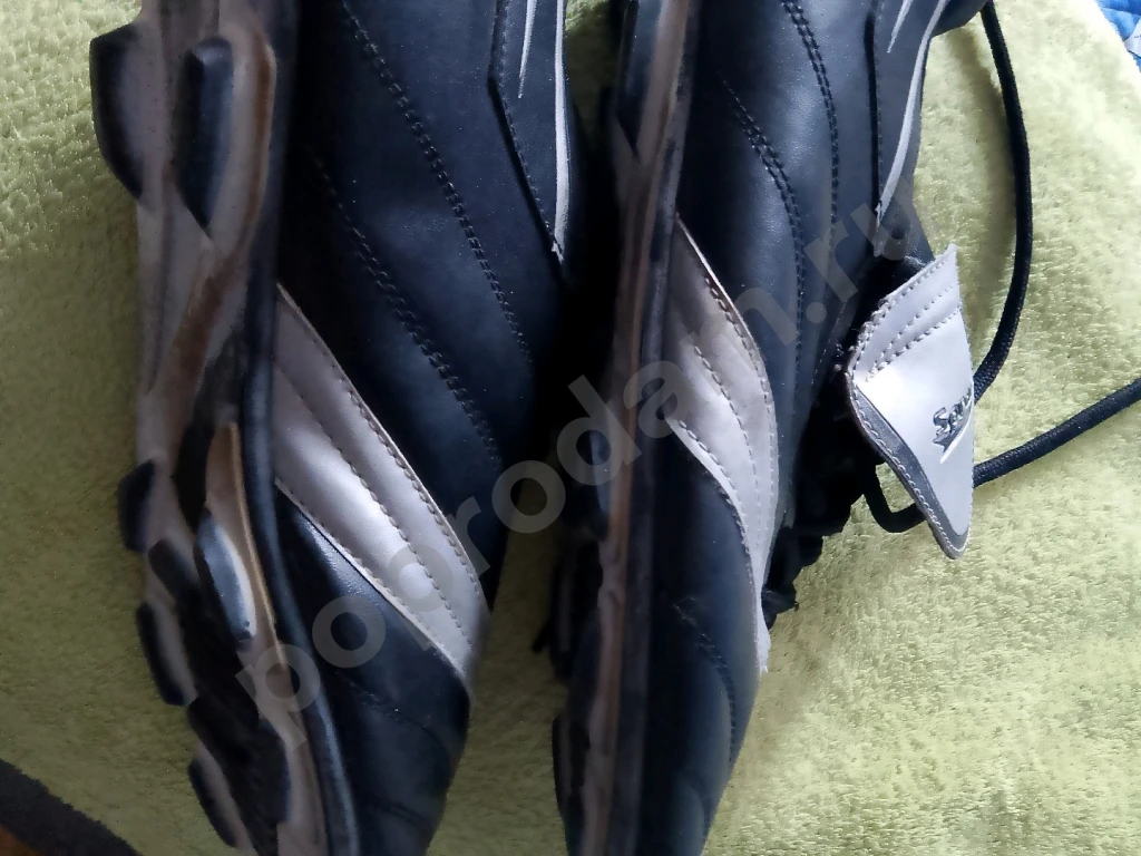 Футбольные бутсы