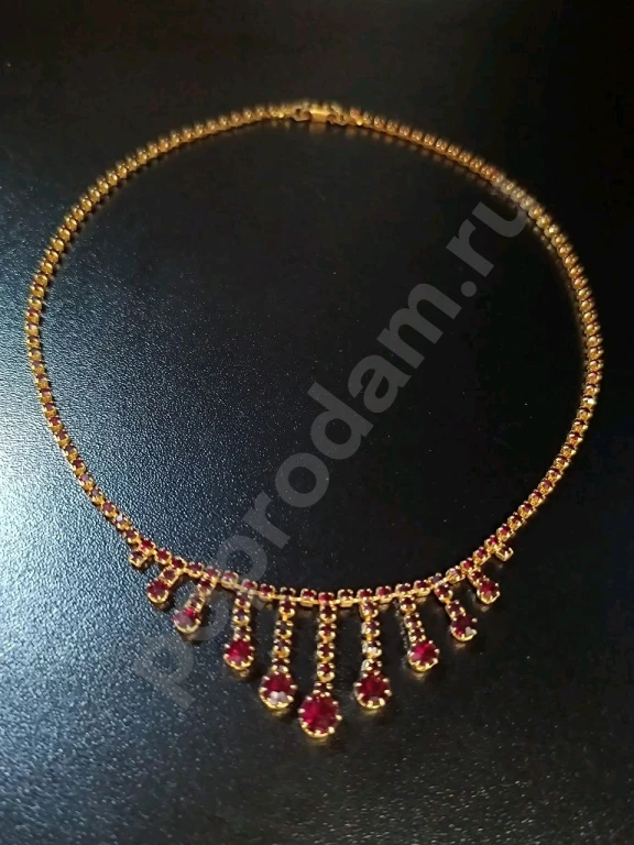 Колье. Чехия. Jablonex. Винтаж. Гранатовое Стекло.