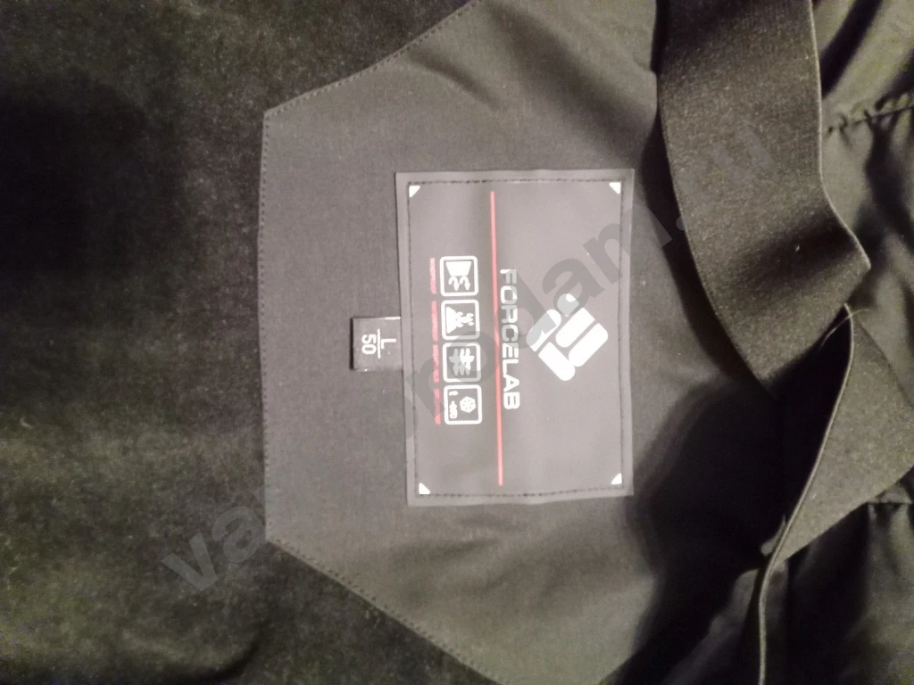 Комбинезон горнолыжный