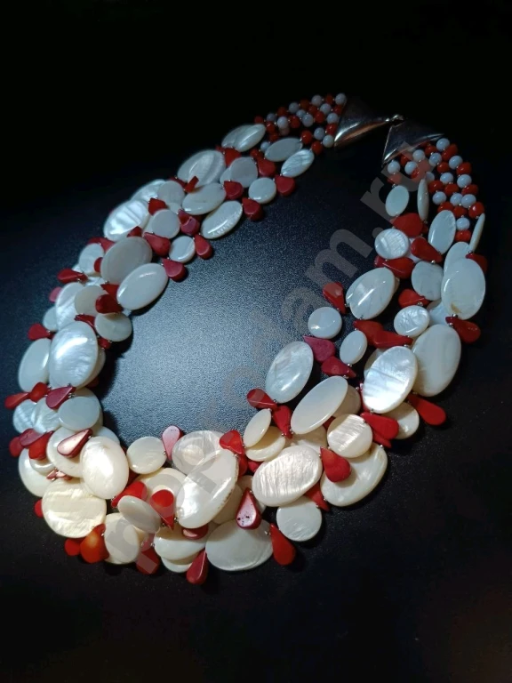 Крупные Бусы. Натуральный Перламутр. Натуральный Коралл. США. Маркировка.