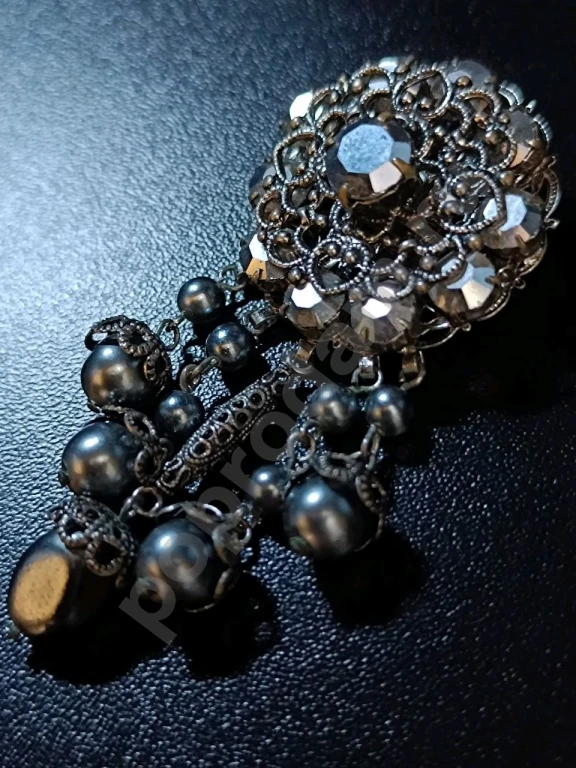 Брошь с Подвесками. Чехия. Jablonex. Винтаж. Стекло.