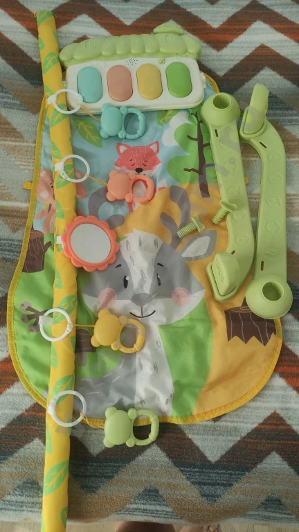 Развивающий музыкальный коврик для новорождённых