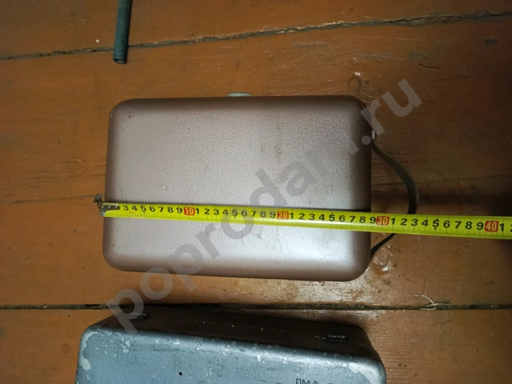 Ящик металлический  с застёжкой.Один новый другой бу состояние. Доставка