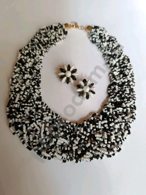 Бусы и Клипсы. Стекло.